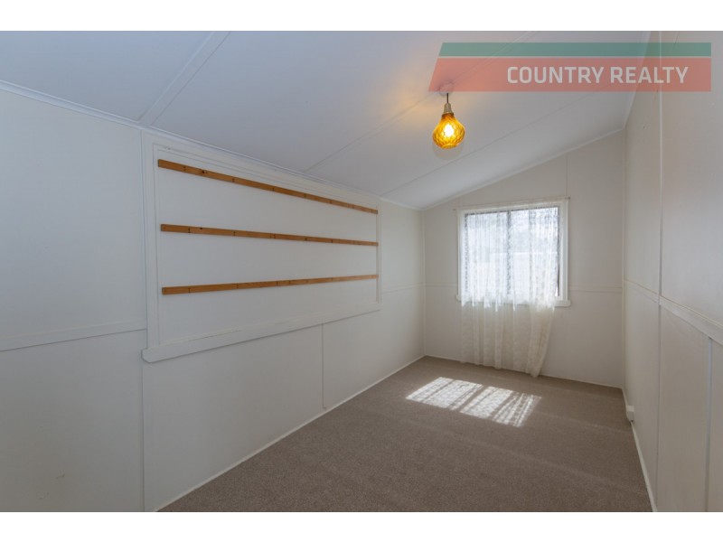 142 Chidlow Street, Northam WA 6401