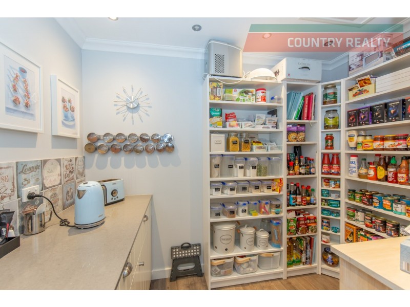 29 Harcourt Street, Toodyay WA 6566