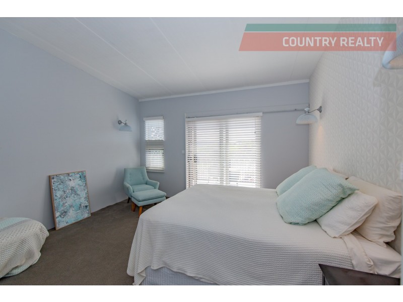 29 Harcourt Street, Toodyay WA 6566