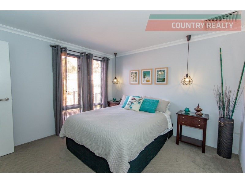 29 Harcourt Street, Toodyay WA 6566