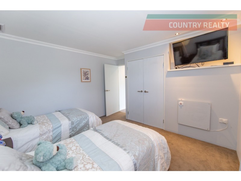 29 Harcourt Street, Toodyay WA 6566