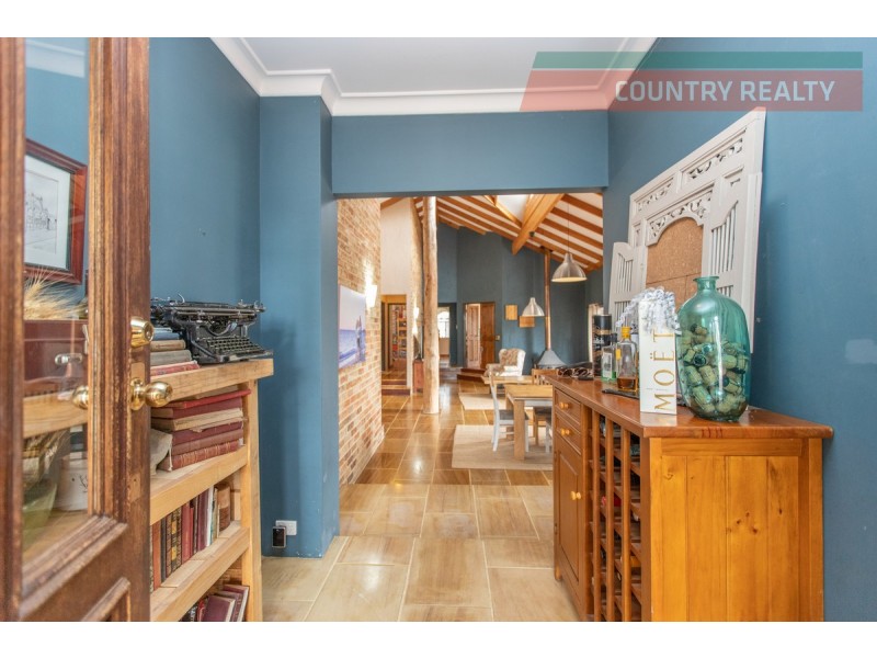 26 Steere Road, York WA 6302