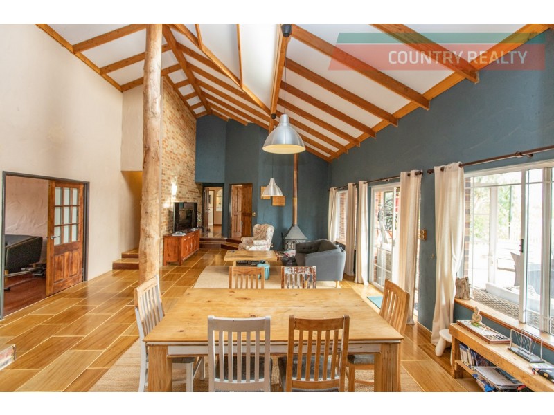 26 Steere Road, York WA 6302