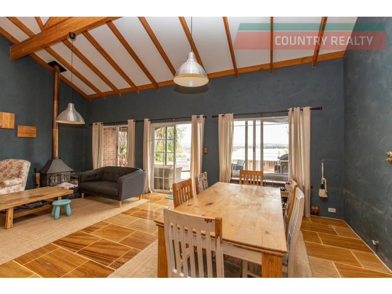 26 Steere Road, York WA 6302