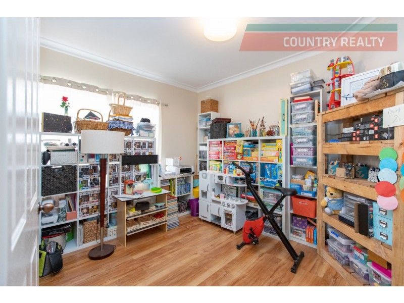 26 Steere Road, York WA 6302