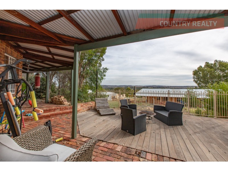 26 Steere Road, York WA 6302