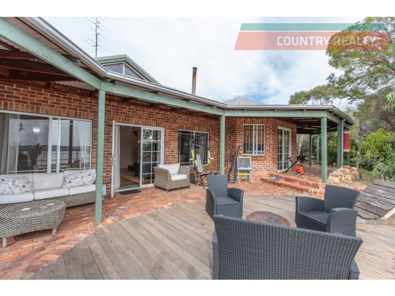 26 Steere Road, York WA 6302