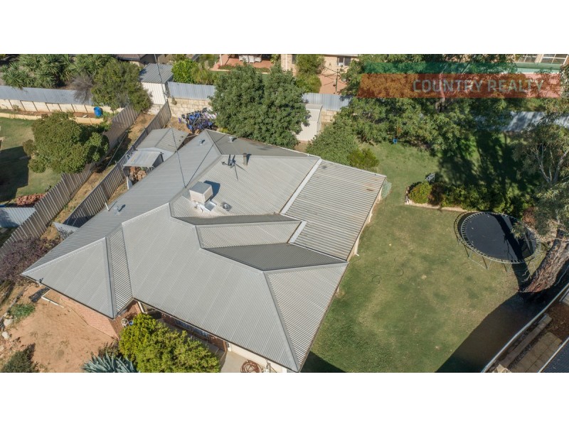 10 Freind Place, Northam WA 6401