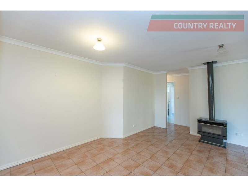 10 Freind Place, Northam WA 6401