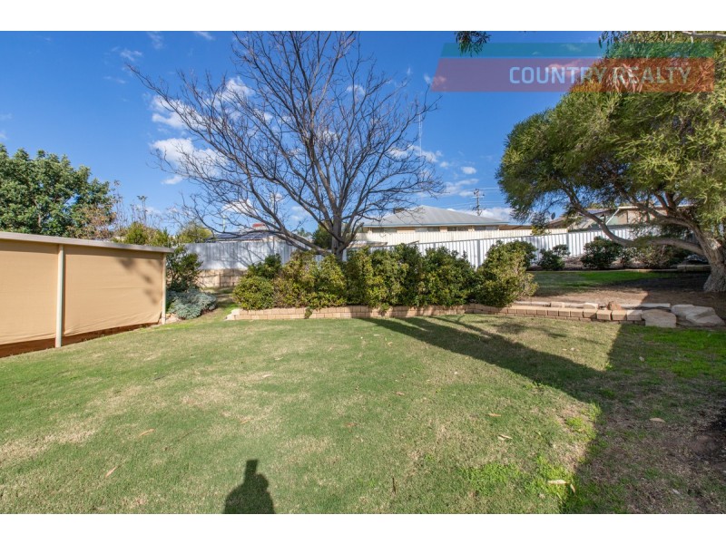 10 Freind Place, Northam WA 6401