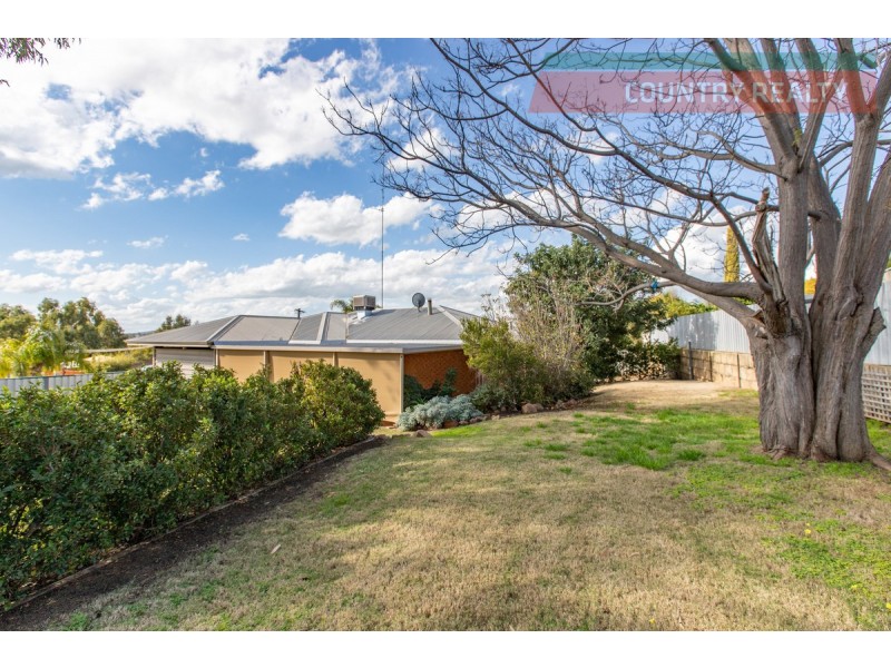 10 Freind Place, Northam WA 6401