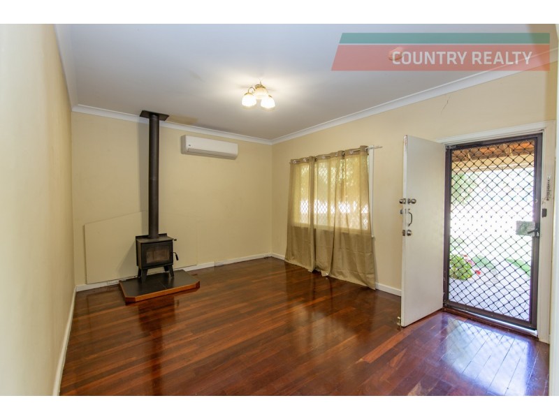 31 Perina Way, Northam WA 6401