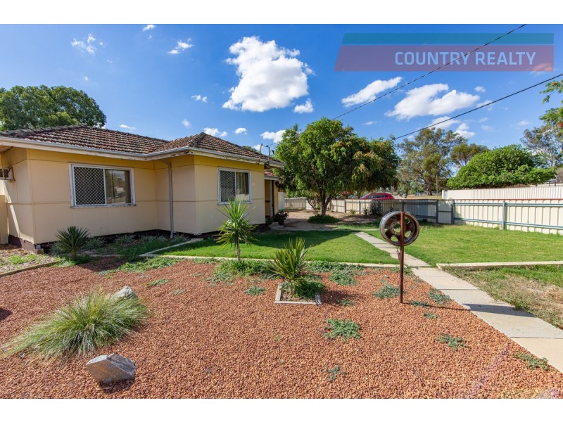 31 Perina Way, Northam WA 6401