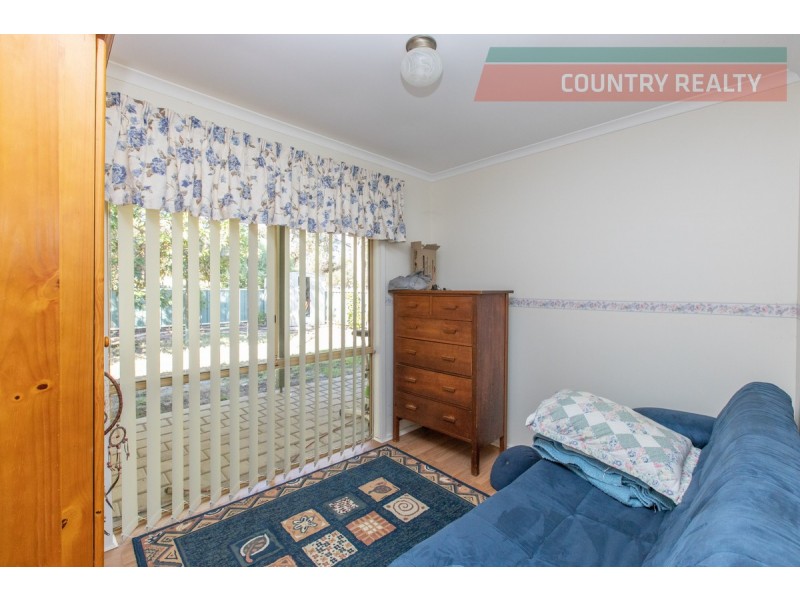 88 Benrua Road, Bakers Hill WA 6562