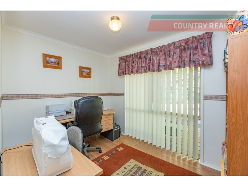 88 Benrua Road, Bakers Hill WA 6562