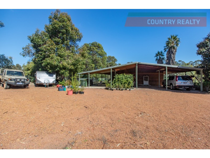 88 Benrua Road, Bakers Hill WA 6562