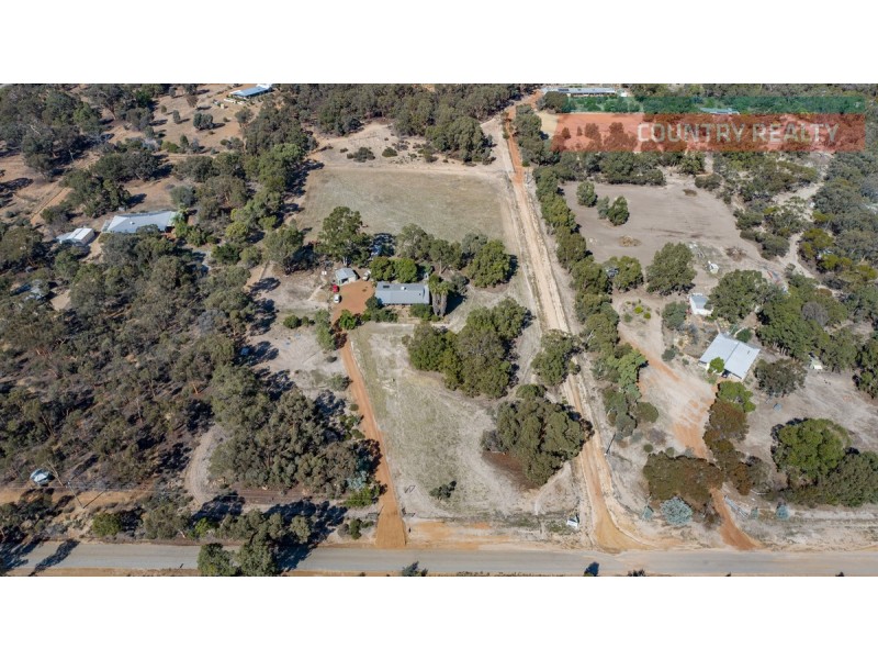 88 Benrua Road, Bakers Hill WA 6562