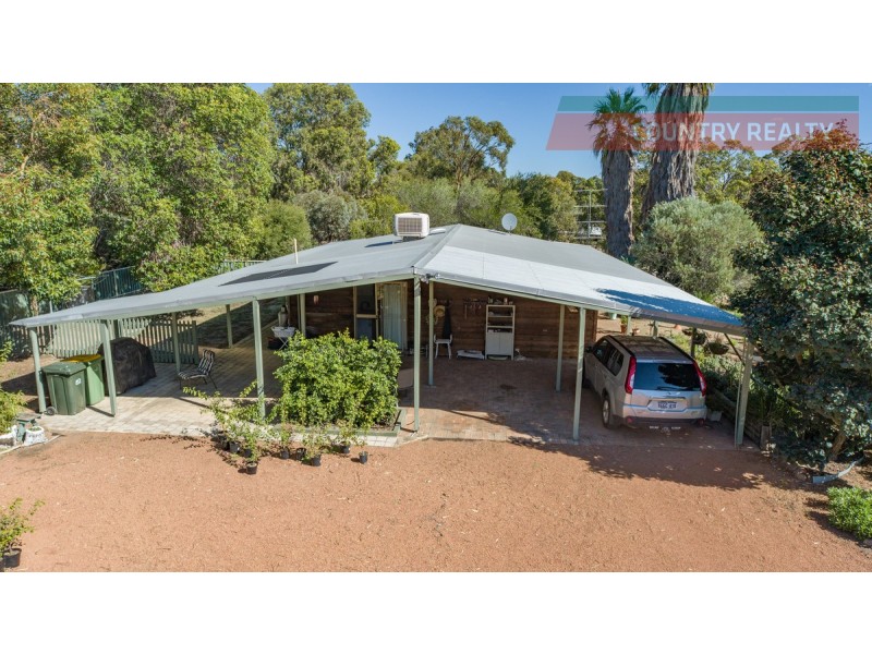 88 Benrua Road, Bakers Hill WA 6562