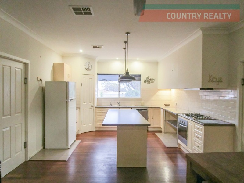 1366 Haddrill Road, Jennacubbine WA 6401