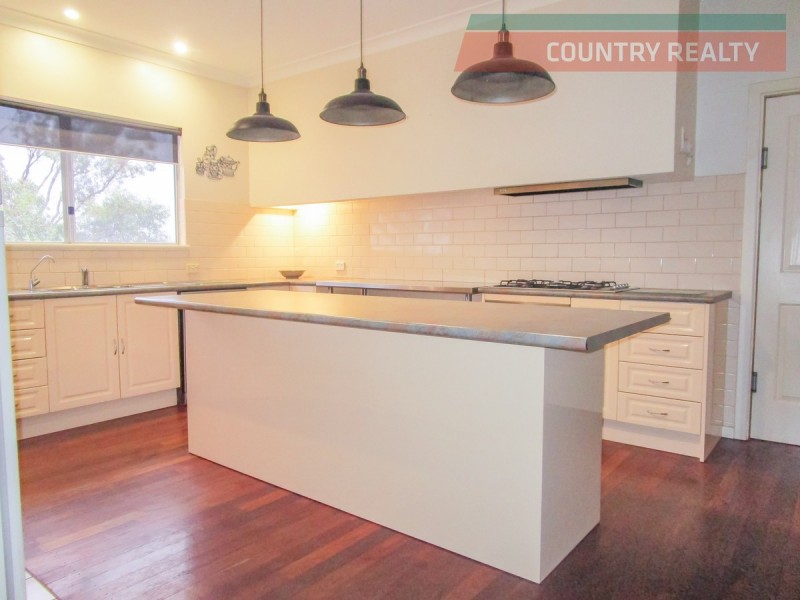 1366 Haddrill Road, Jennacubbine WA 6401