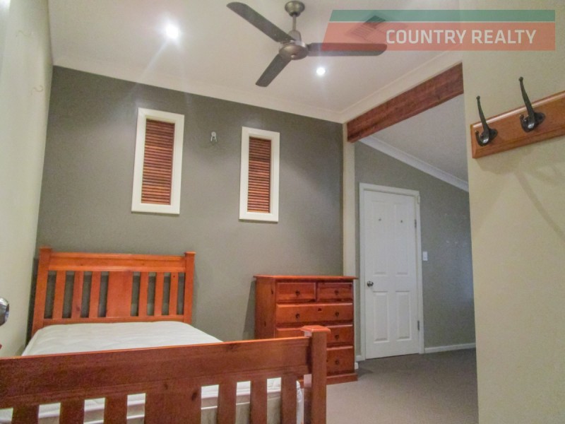 1366 Haddrill Road, Jennacubbine WA 6401