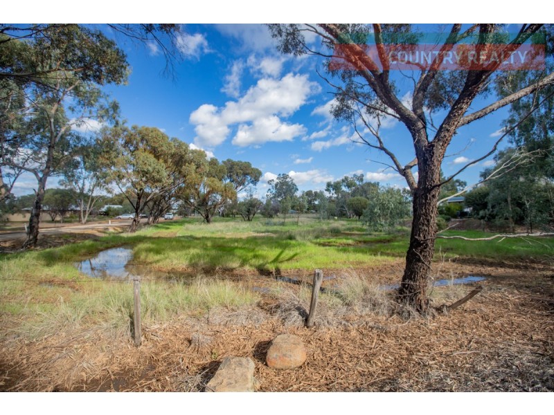 1 Little Street, York WA 6302