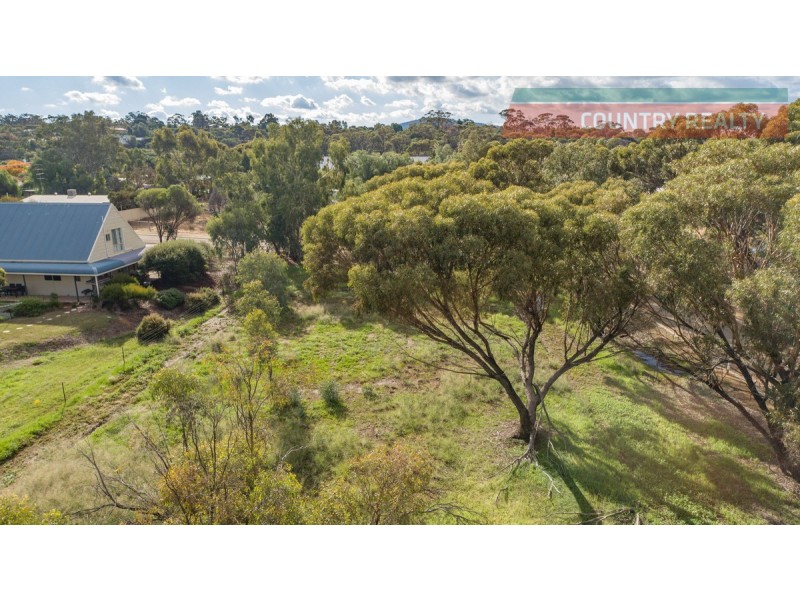 1 Little Street, York WA 6302