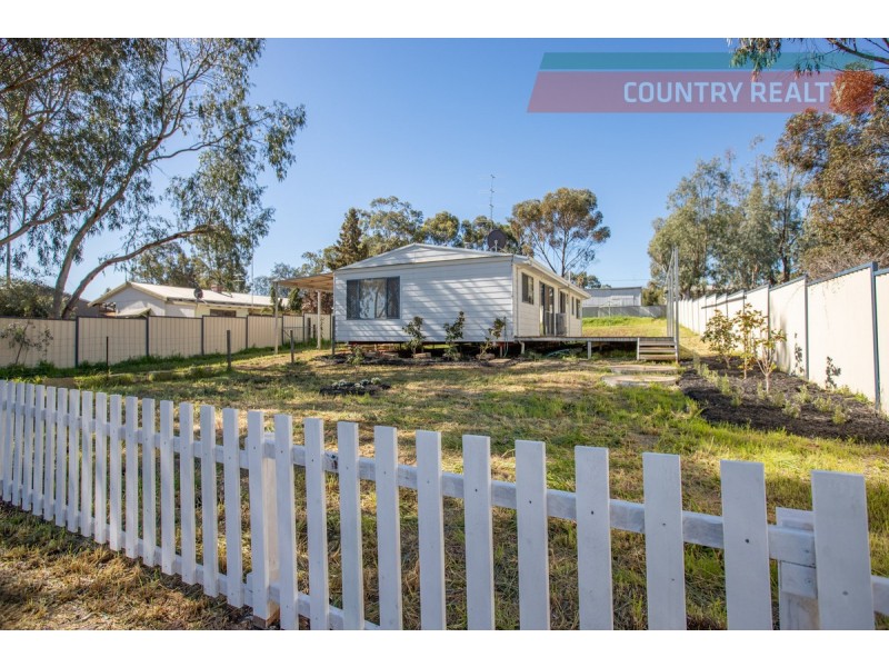 38 Cardwell Road, York WA 6302