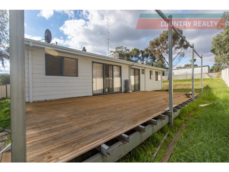 38 Cardwell Road, York WA 6302