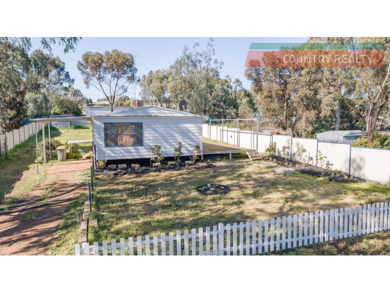 38 Cardwell Road, York WA 6302