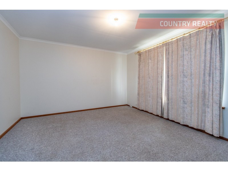 35 Hope Street, York WA 6302