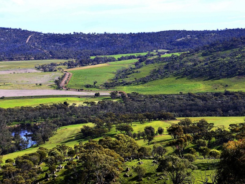 112 Whitelakes Drive / WALKEY Heights, Toodyay WA 6566