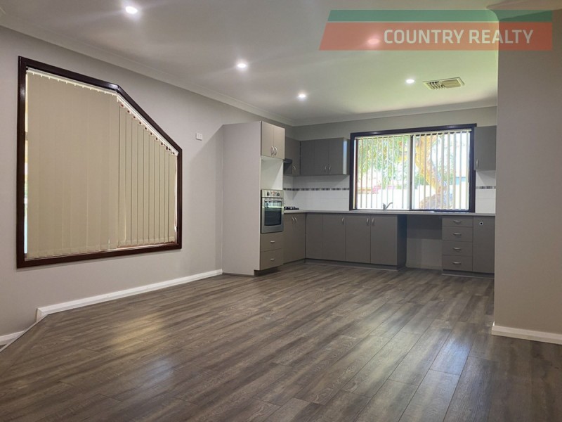 21 Clinton Street, Toodyay WA 6566