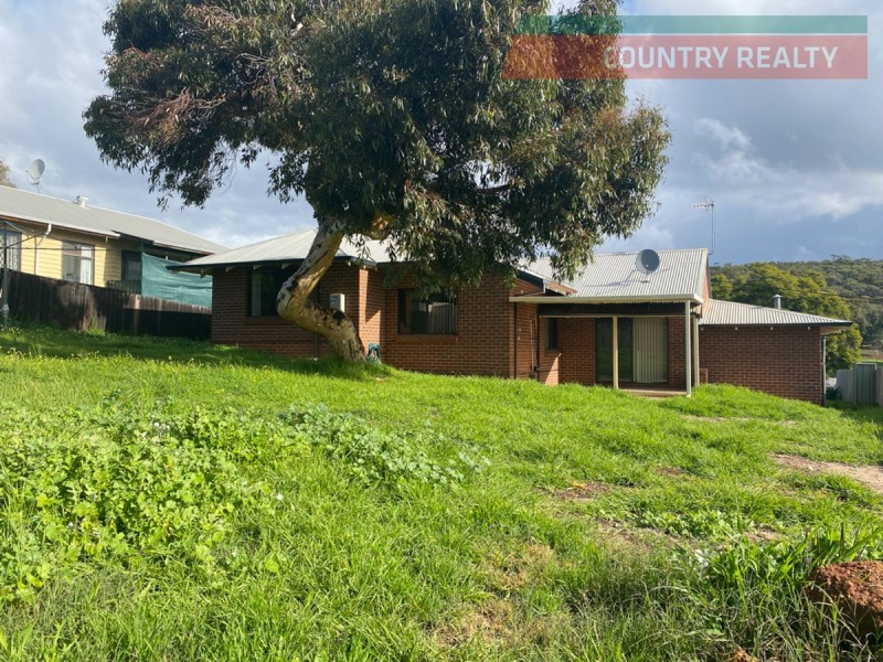 21 Clinton Street, Toodyay WA 6566