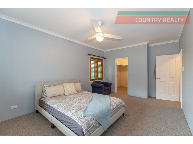 102 Benrua Road, Clackline WA 6564