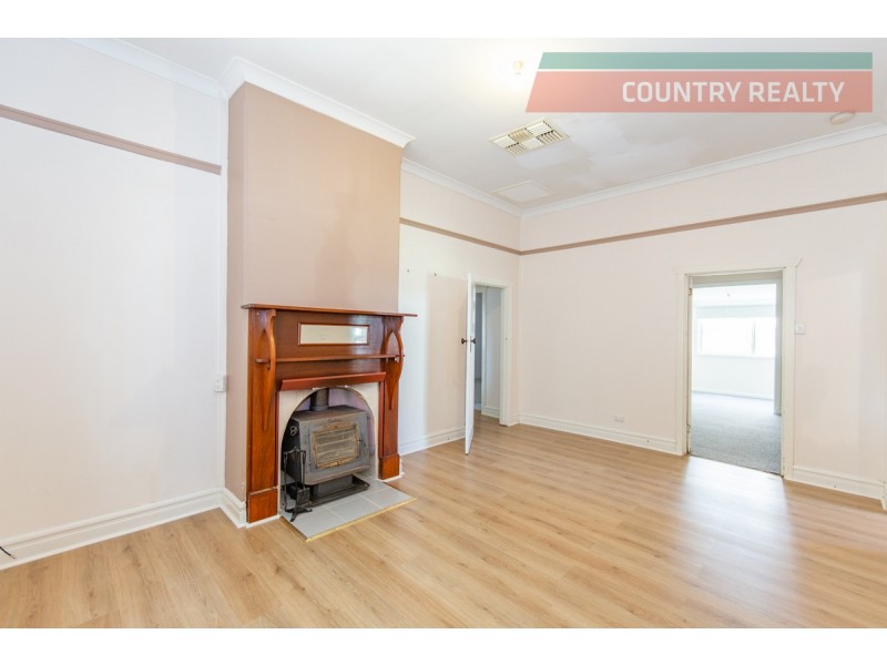 8 Gregory Street, Northam WA 6401