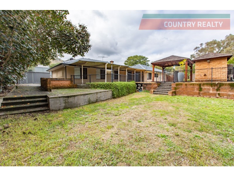 5 Leawood Crescent, Boya WA 6056