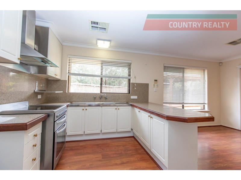 5 Leawood Crescent, Boya WA 6056