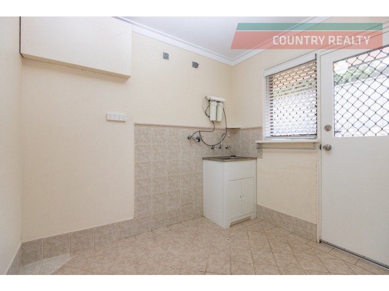 5 Leawood Crescent, Boya WA 6056