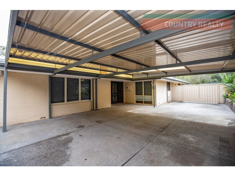 5 Leawood Crescent, Boya WA 6056