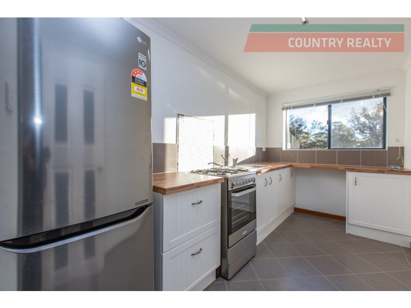 31 Second Road, Bejoording WA 6566