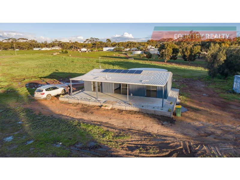 31 Second Road, Bejoording WA 6566