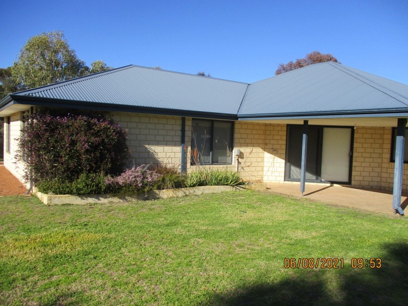 98 Railway Road, Toodyay WA 6566