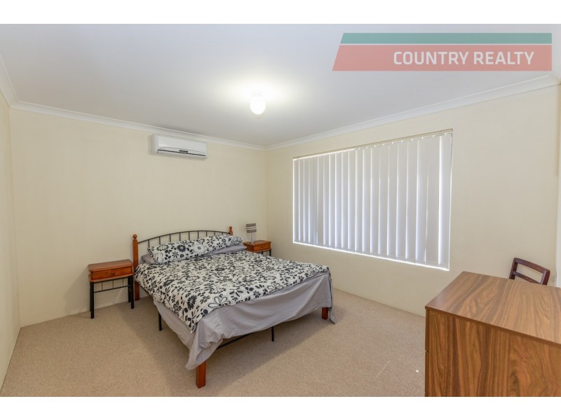 13 Riverside Outlook, Northam WA 6401