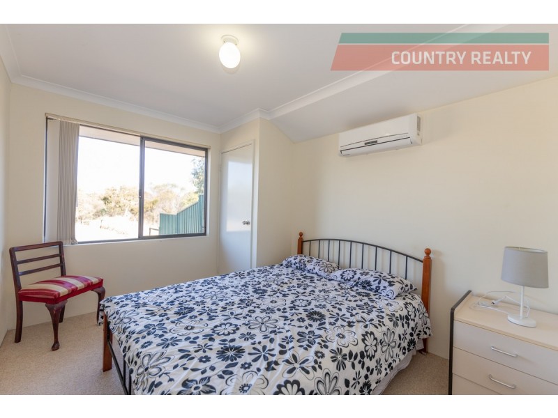 13 Riverside Outlook, Northam WA 6401