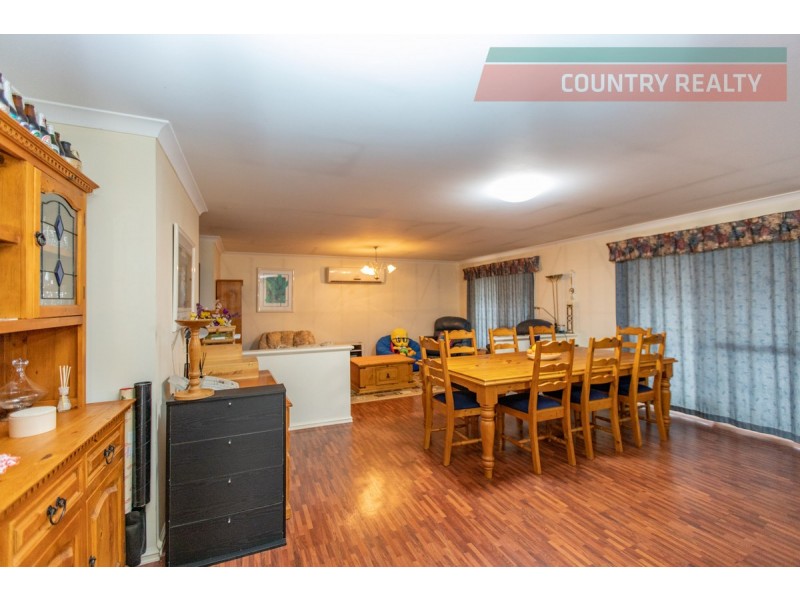 120 Harvester Drive, Toodyay WA 6566