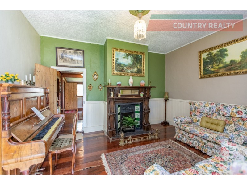 14 Toodyay Street, Toodyay WA 6566