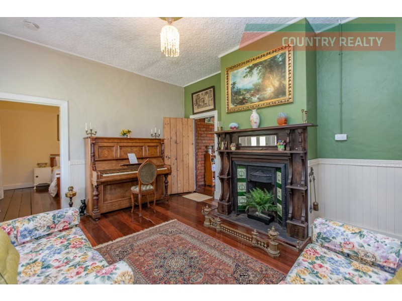 14 Toodyay Street, Toodyay WA 6566