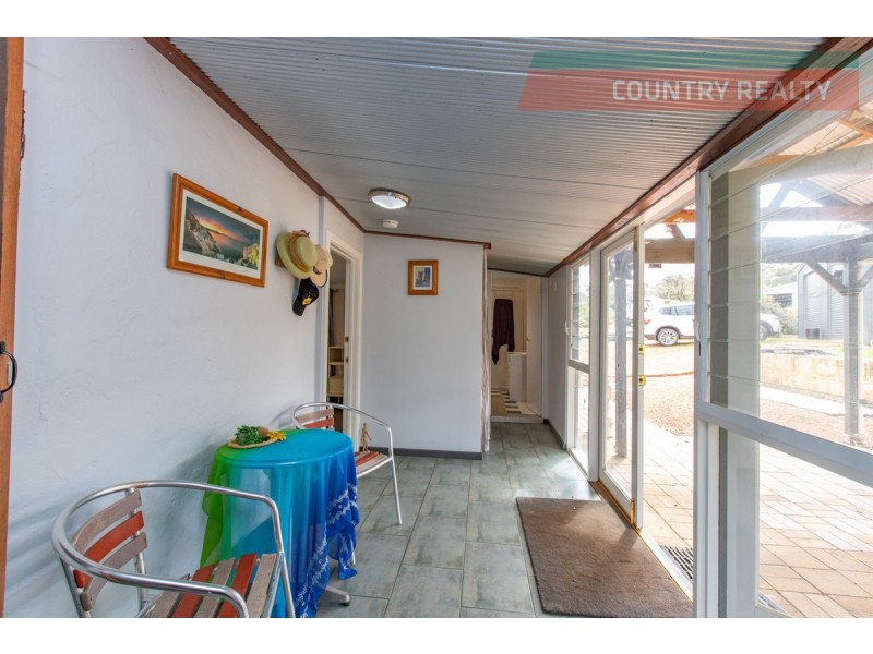 14 Toodyay Street, Toodyay WA 6566
