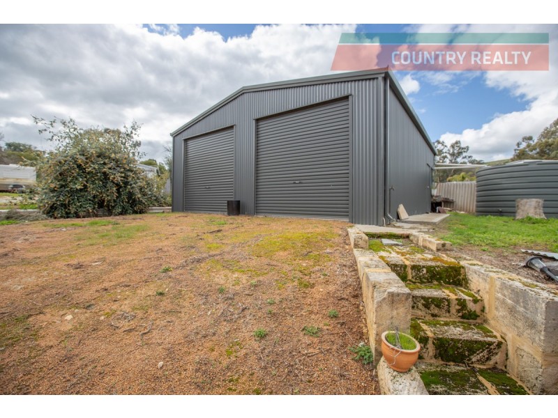 14 Toodyay Street, Toodyay WA 6566